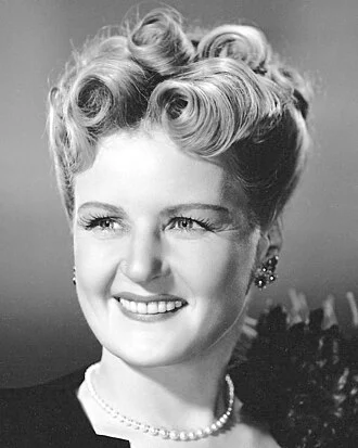 Moyna Macgill height profile photo