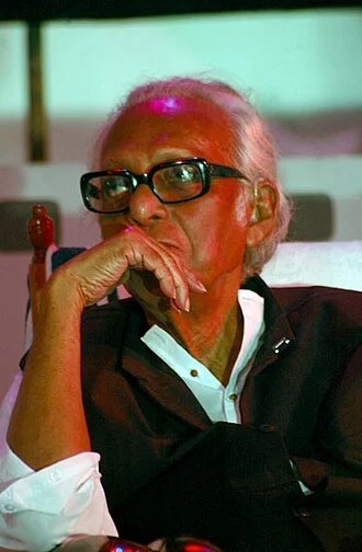 Mrinal Sen height profile photo