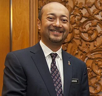 Mukhriz Mahathir height profile photo