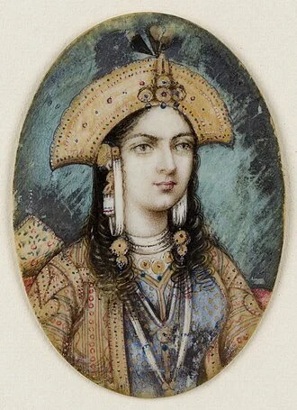 Mumtaz Mahal height profile photo