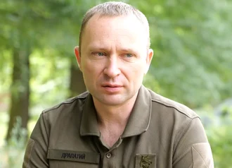 Mykhailo Drapatyi height profile photo