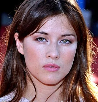 Mylène Jampanoï height profile photo