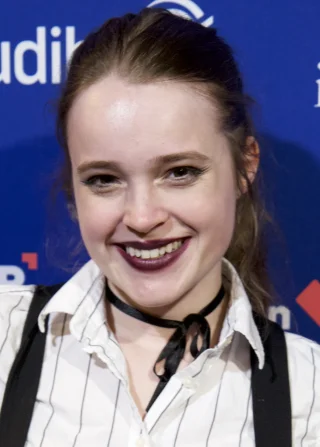 Nadia Alexander height profile photo