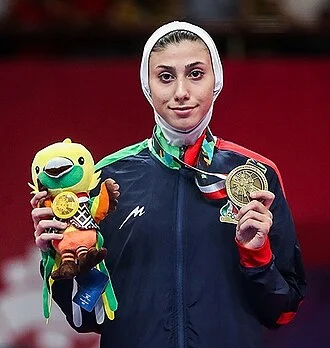 Nahid Kiani height profile photo