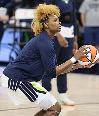 NaLyssa Smith height profile photo