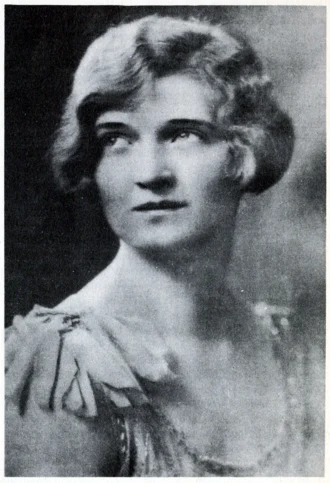 Nan Britton height profile photo
