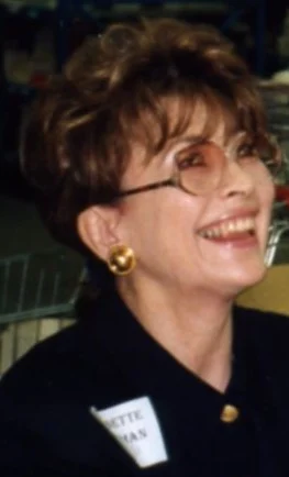 Nanette Newman height profile photo
