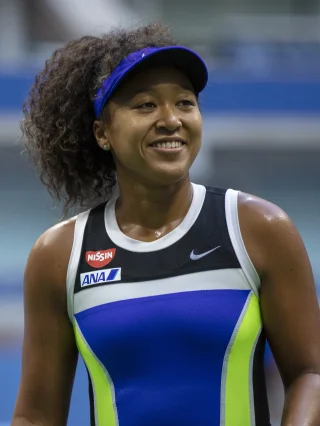 Naomi Osaka height profile photo