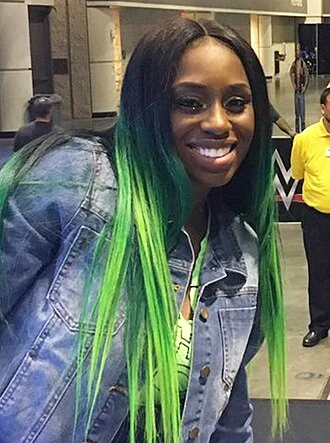 Naomi (wrestler) height profile photo