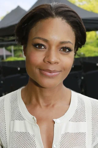 Naomie Harris height profile photo