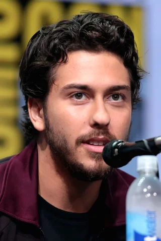 Nat Wolff height profile photo