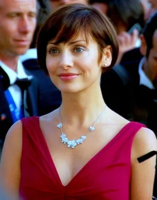 Natalie Imbruglia height profile photo
