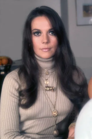 Natalie Wood height profile photo