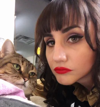 Natasia Demetriou height profile photo