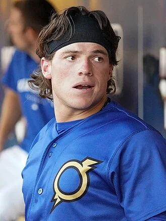Nate Eaton height profile photo