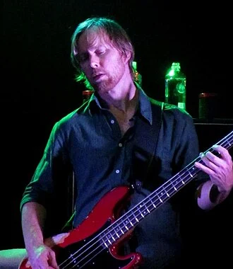 Nate Mendel height profile photo
