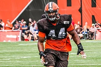 Nate Orchard height profile photo
