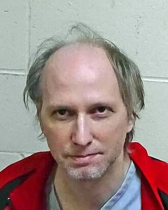 Nathan Larson (criminal) height profile photo