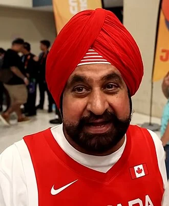 Nav Bhatia height profile photo