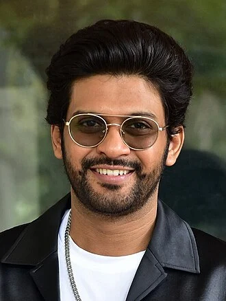 Naveen Polishetty height profile photo