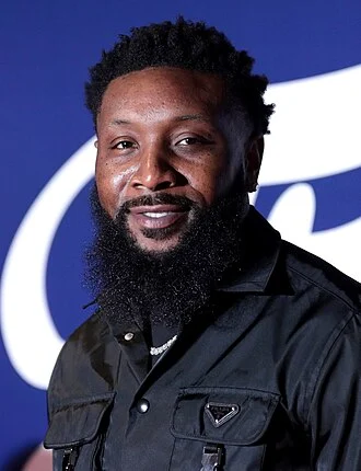 NaVorro Bowman height profile photo