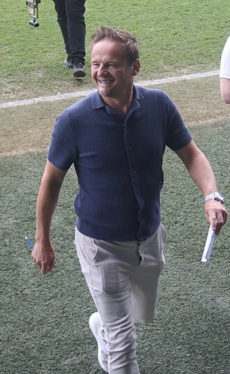 Neal Ardley height profile photo