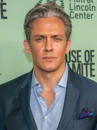 Neal Bledsoe height profile photo
