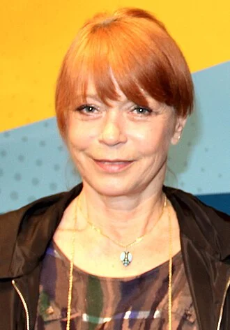 Neda Arnerić height profile photo