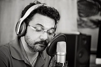 Neelesh Misra height profile photo