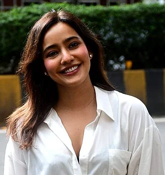 Neha Sharma height profile photo