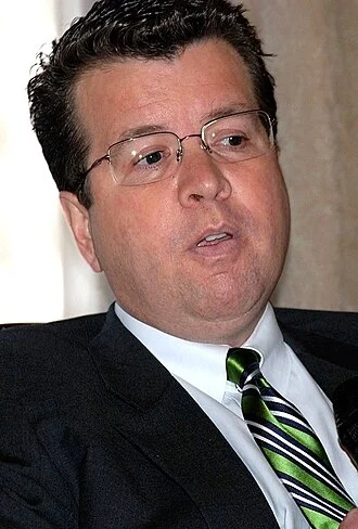 Neil Cavuto height profile photo