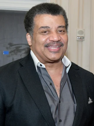 Neil deGrasse Tyson height profile photo