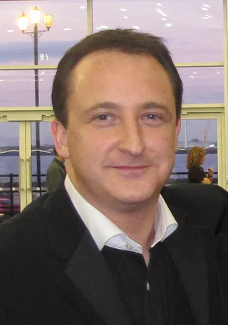 Neil Fitzmaurice height profile photo