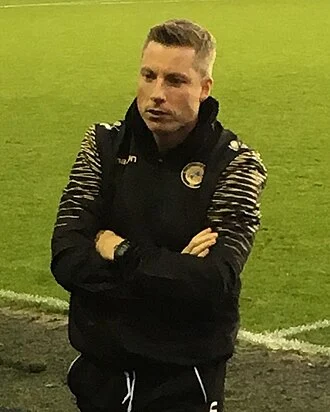 Neil Harris (footballer, born 1977) height profile photo