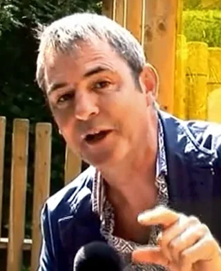 Neil Morrissey height profile photo