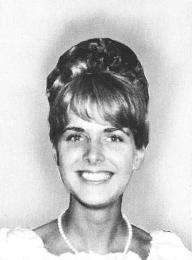 Neilia Hunter Biden height profile photo