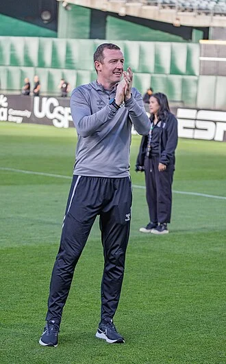 Neill Collins height profile photo