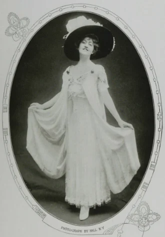Nellie McCoy height profile photo