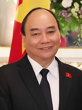 Nguyễn Xuân Phúc height profile photo