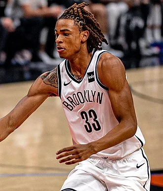 Nic Claxton height profile photo
