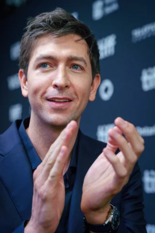 Nicholas Braun height profile photo