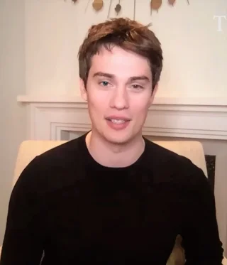 Nicholas Galitzine height profile photo