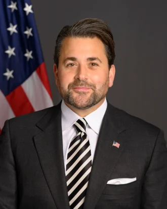 Nick Adams (commentator) height profile photo