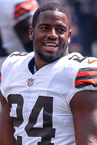 Nick Chubb height profile photo