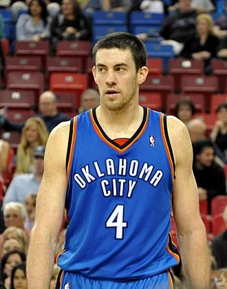 Nick Collison height profile photo