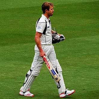 Nick Compton height profile photo
