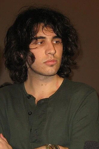 Nick Simmons height profile photo