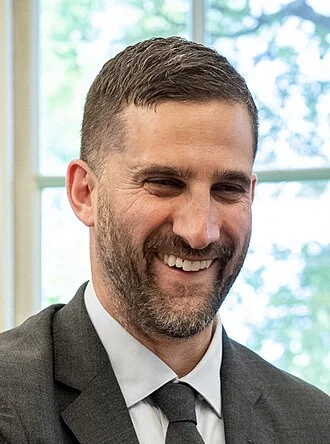 Nick Sirianni height profile photo