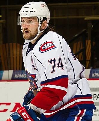 Nick Tarnasky height profile photo
