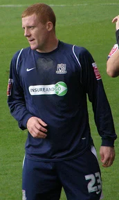 Nicky Bailey height profile photo